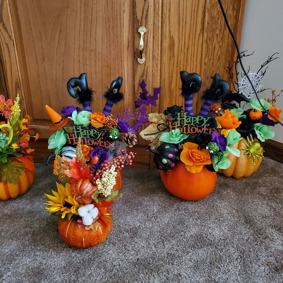 Fall and Halloween Pumpkin Centerpiece's - Picture 2 of 3